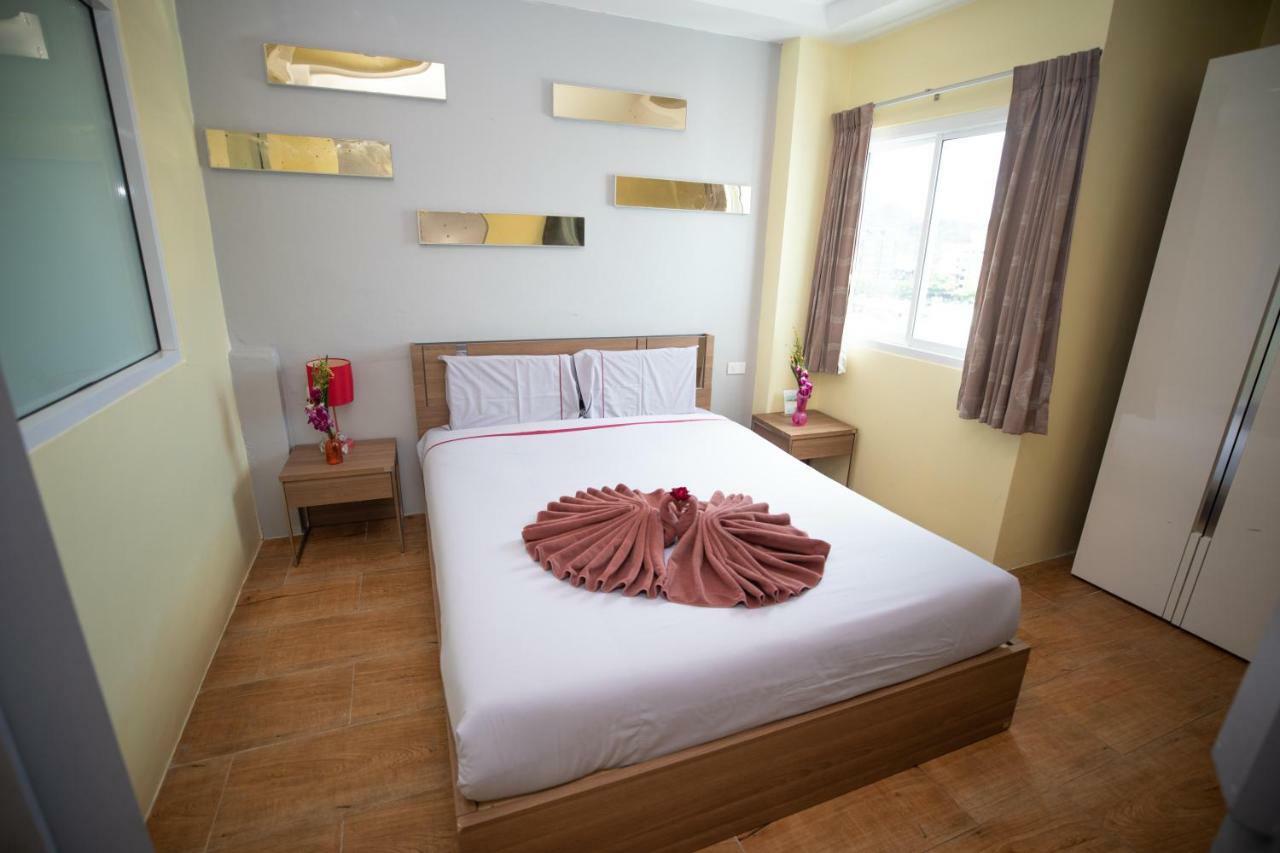 Oscar Boutique Hotel Patong Luaran gambar