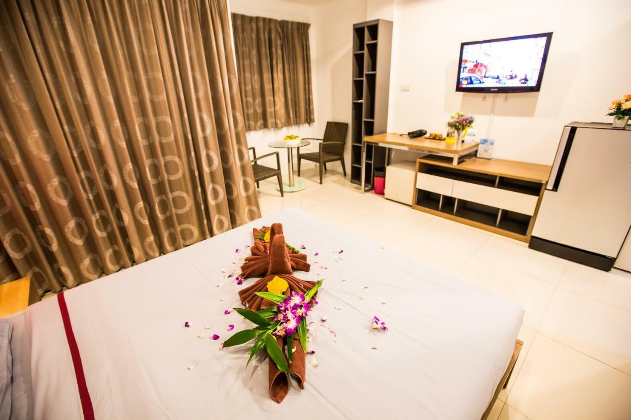 Oscar Boutique Hotel Patong Luaran gambar