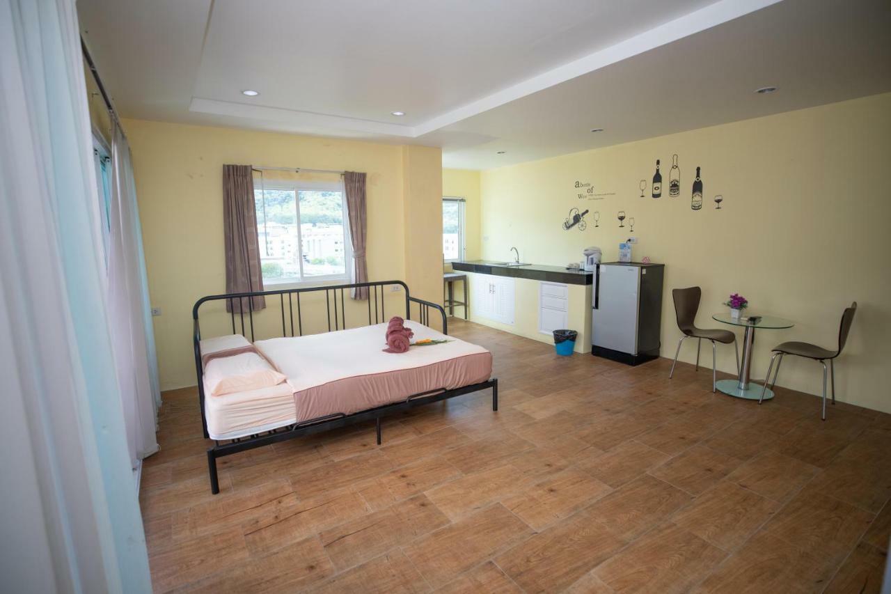 Oscar Boutique Hotel Patong Luaran gambar